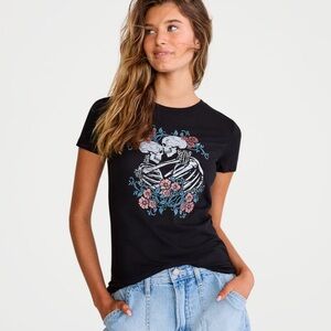 Aeropostale Classic Crew Skeleton Lovers T-Shirt